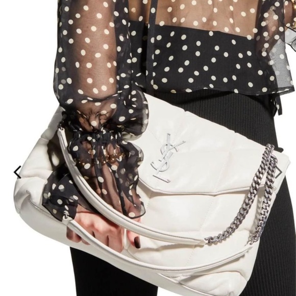 Yves Saint Laurent - Picture 4 of 13